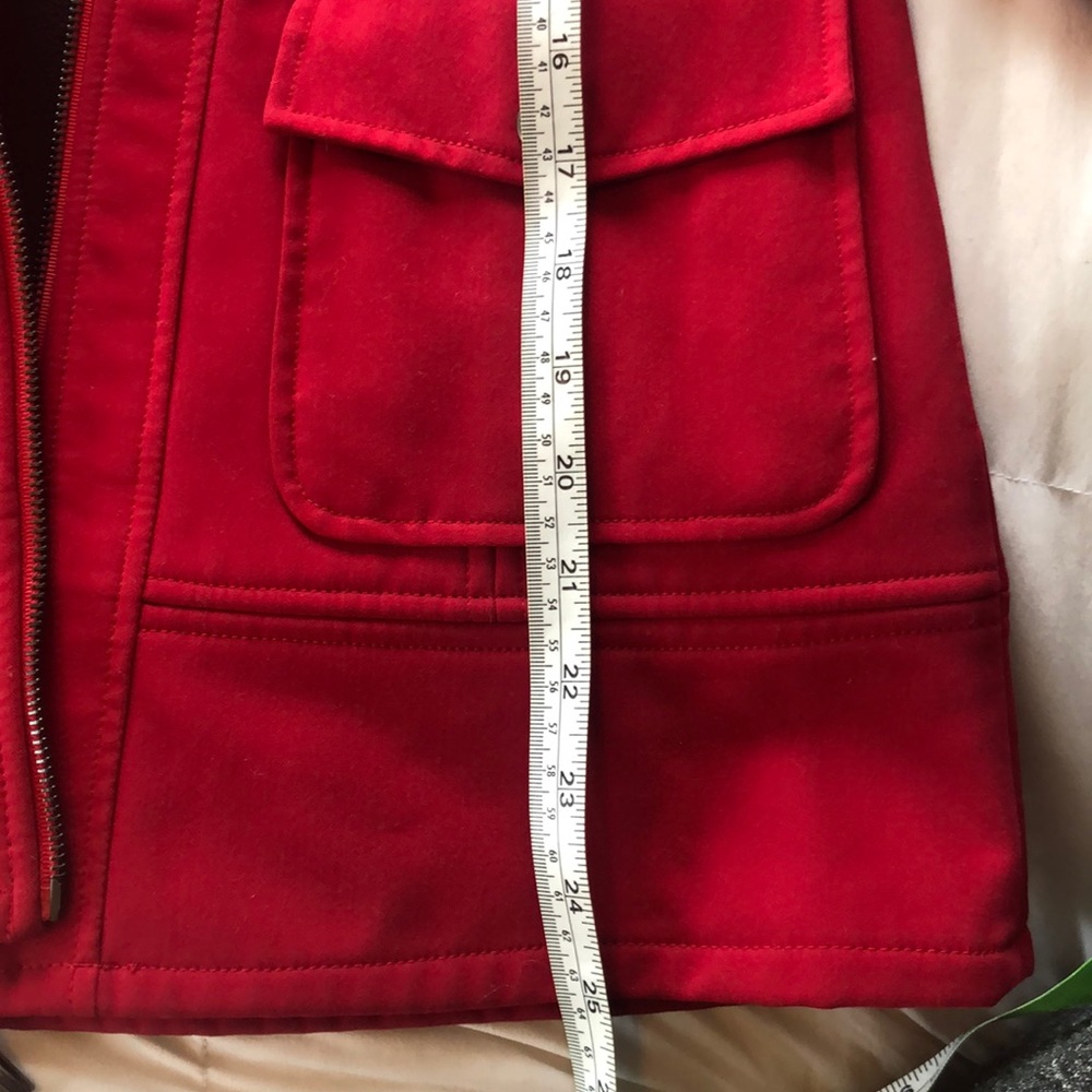 Woman’s Jacket. Fleece lined. Slim fit. Small. - Picture 3 of 4